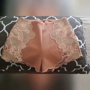 Beautiful shorts with sequins